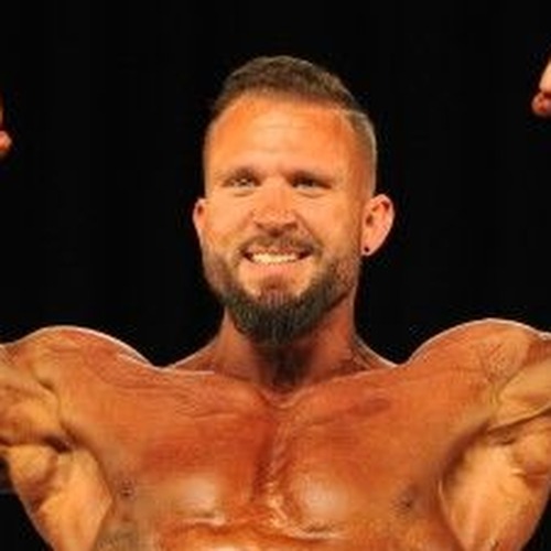 R J Savage profile photo