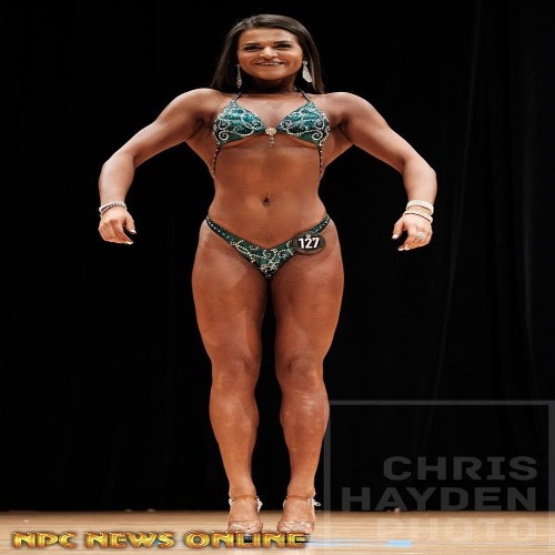 Liana Squeglia profile photo