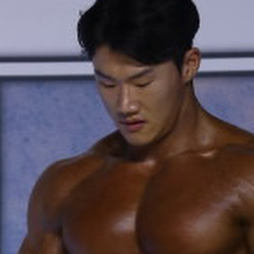 Jun Young Yoon profile photo