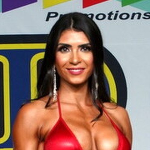Gabriela Queiroz profile photo