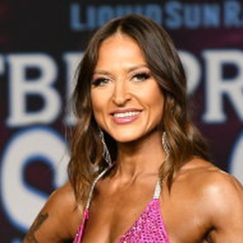Stephanie Simon profile photo