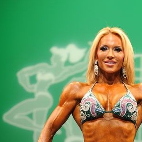Ginette Delhaes