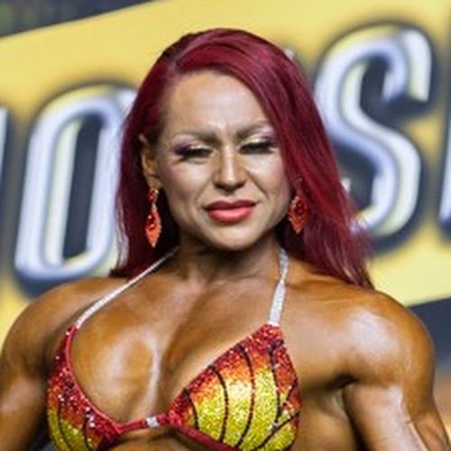 Victoria Flores