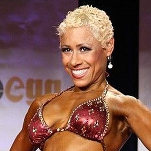 Yomica Wolfe profile photo