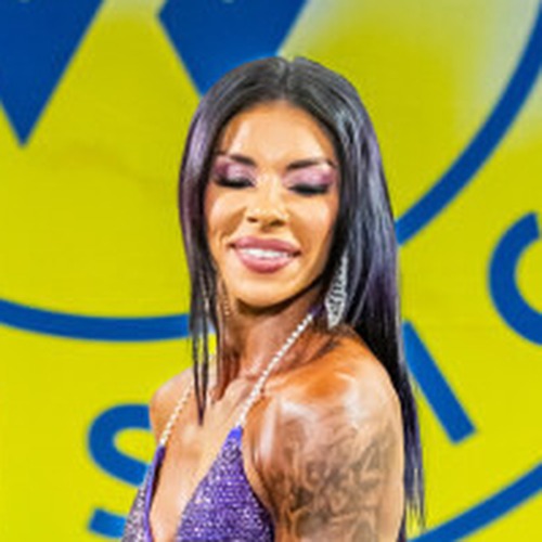 Sophia Low profile photo