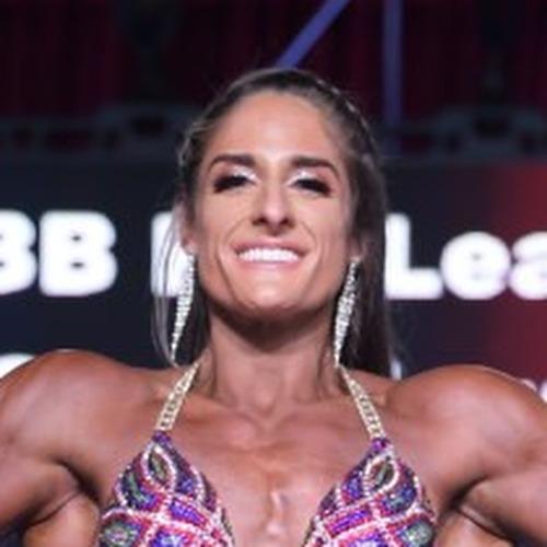 Alexa Bates profile photo
