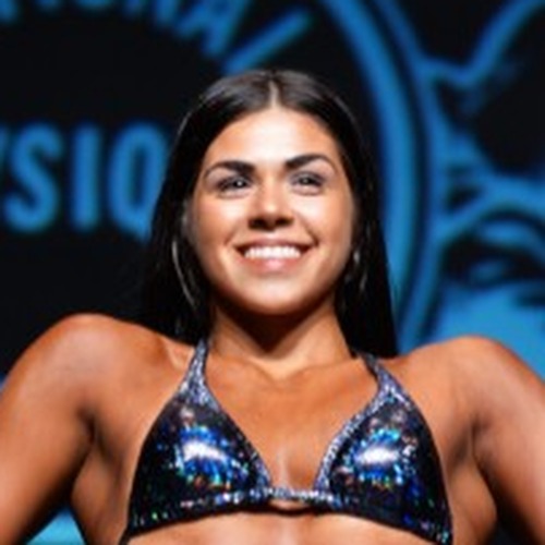Nina Linares profile photo