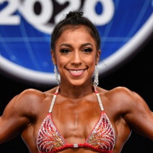 Yesenia Garzoria profile photo
