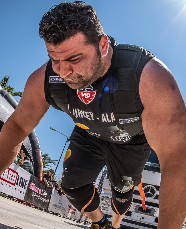 Amin Manavi profile photo