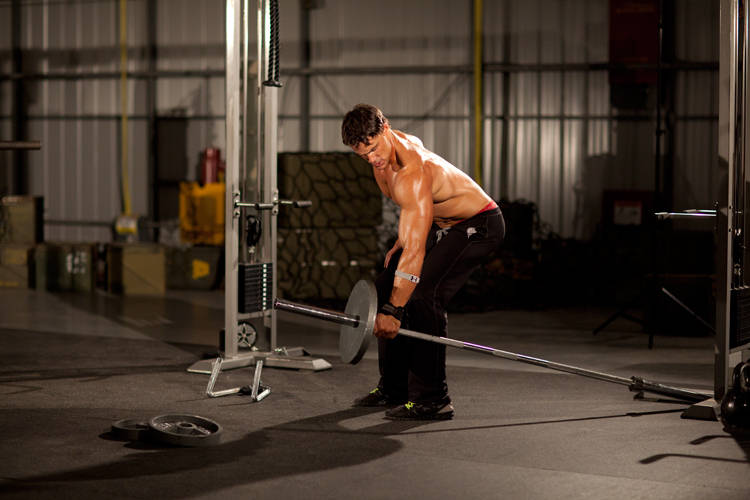 One-arm Long Bar Row