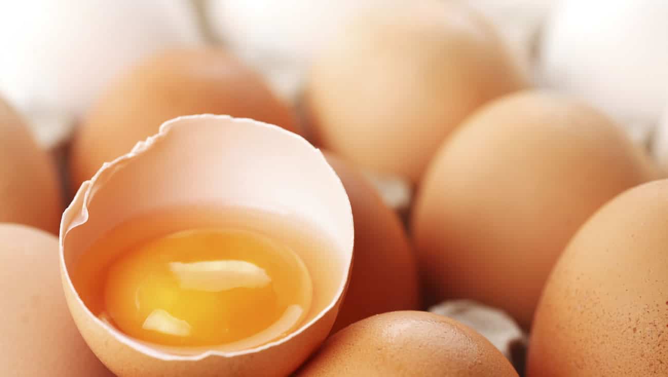 Egg Whites vs Whole Eggs