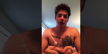 WATCH: Teenager Injects Powerful Steroids On Camera (Graphic Content)