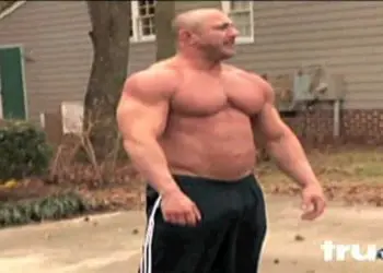 WATCH: Roid Rage Bodybuilder Goes Crazy