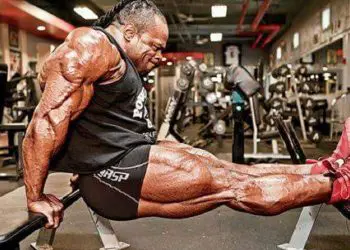 Kai Greene’s Insane Arm Workout For The Ultimate Bicep Peak