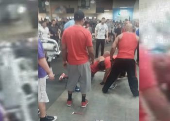 WATCH: Two Guys Fighting at The Gym (Graphic Content)
