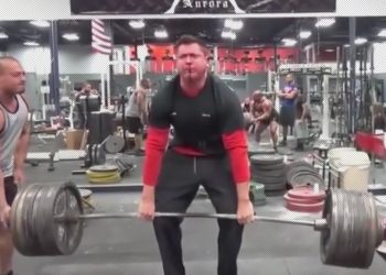WATCH: Bodybuilder Nearly Explodes Doing Heavy Deadlift