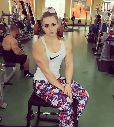 Pretty Bodybuilder Dubbed ‘Muscle Barbie’ For Baby Faced Looks And Arms