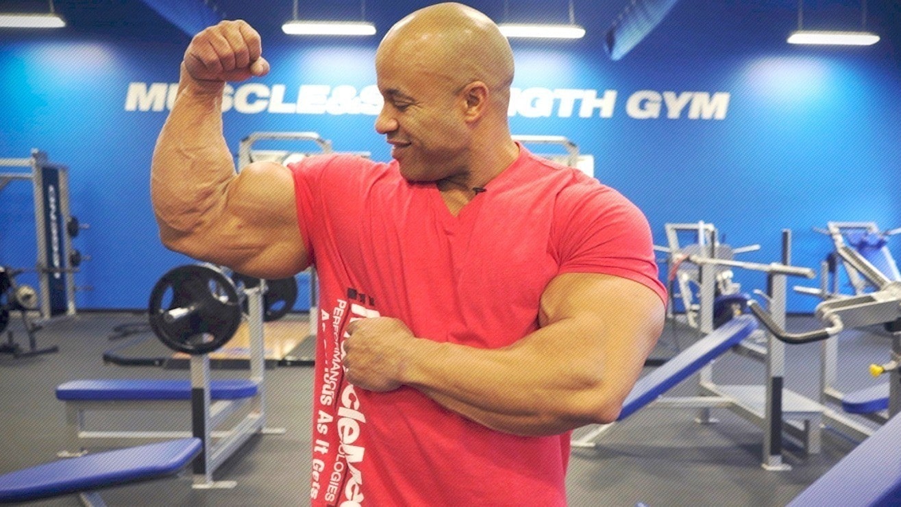 Victor Martinez Build Bigger Bicep Peaks