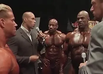Throwback: Ronnie Coleman vs. Jay Cutler Battle Backstage at 2004 Olympia