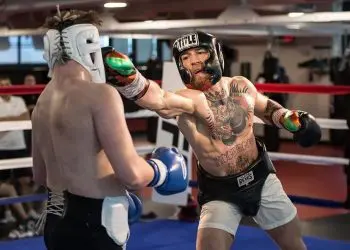WARNING SHOT: Paulie Malignaggi Fires Warning to Floyd Mayweather After Tasting Conor McGregor’s Power in Sparring
