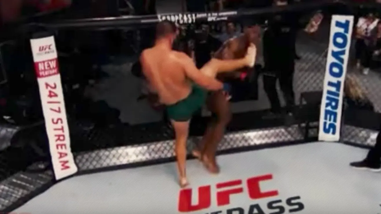 Julian Marquez KO Phil Hawes