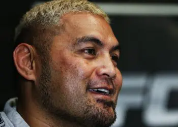 Mark Hunt: If UFC Really Cares About Fighters’ Health, Why GSP Allowed To Fight After ‘Alien Encounter’ Claims