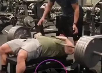 Video: Now, That’s Got To Hurt! Disturbing Moment Weightlifter Dropped Barbell On His Chest