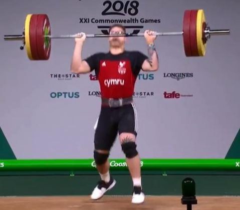 Video: Weightlifter Joshua Parry Turns To Jello In Horrifying Midlift ...