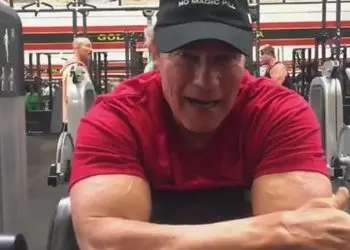 Arnold Schwarzenegger Back in Gym