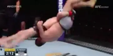 Jose Torres wins via TKO