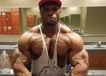 IFBB Pro Michael Lockett