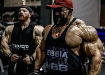 Roelly Winklaar and Flex Lewis in Gym