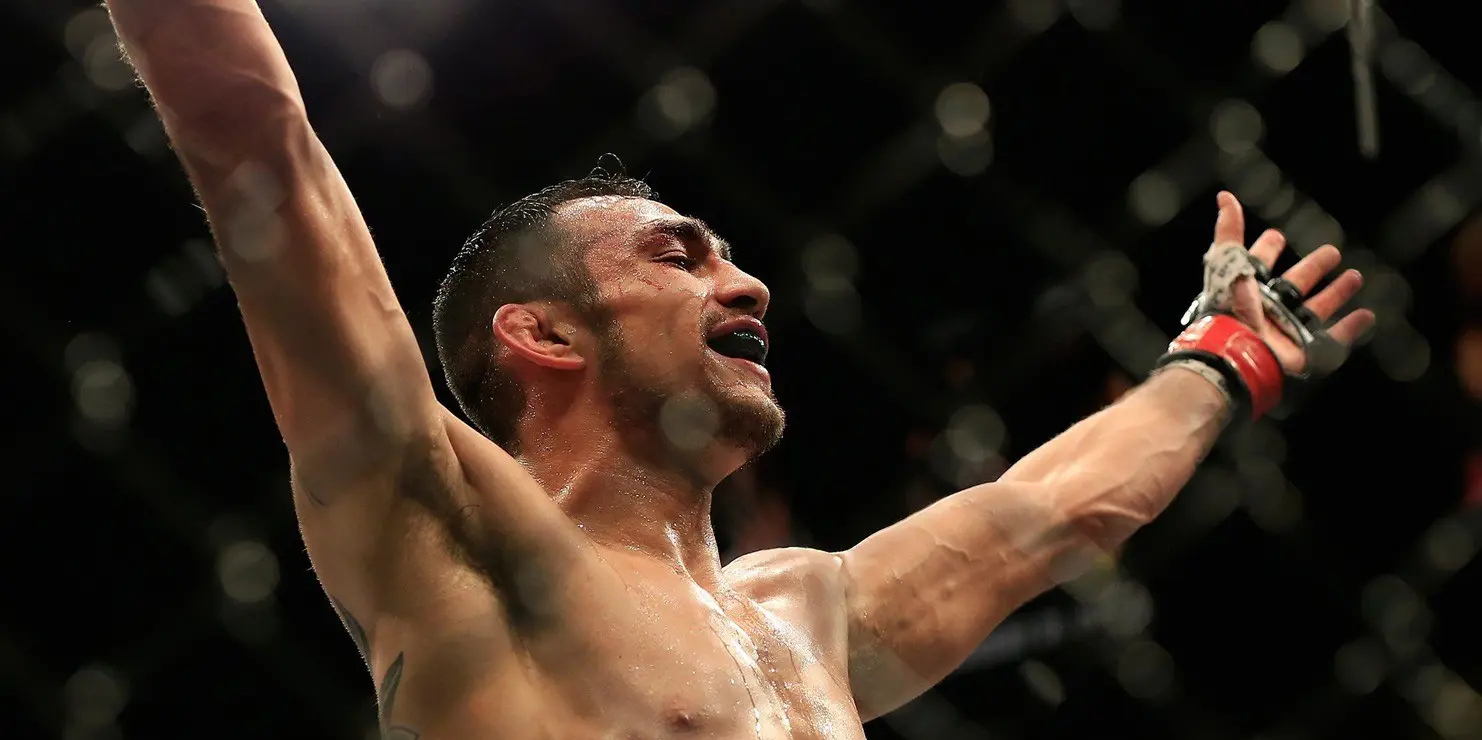 Tony Ferguson defeats Anthony Pettis