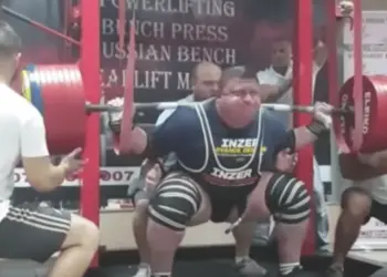 Powerlifter Vlad Alhazov Squats Monstrous 525 kg/1157 lb