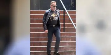 Only Arnold Schwarzenegger Can Pull Off Wearing His Face On A T-Shirt
