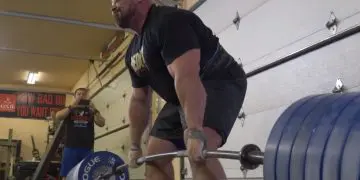 Brian Shaw Deadlifts Huge 1025lb/466kg Ahead Of Arnold Classic