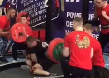 WATCH: Powerlifter Snaps Leg In 3 Places Squatting 250kg