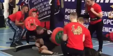WATCH: Powerlifter Snaps Leg In 3 Places Squatting 250kg