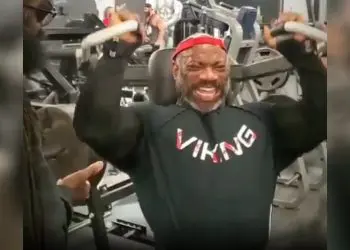 Dexter Jackson Killing It