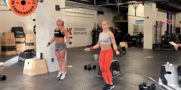Annie Thorisdottir And Sara Sigmundsdottir