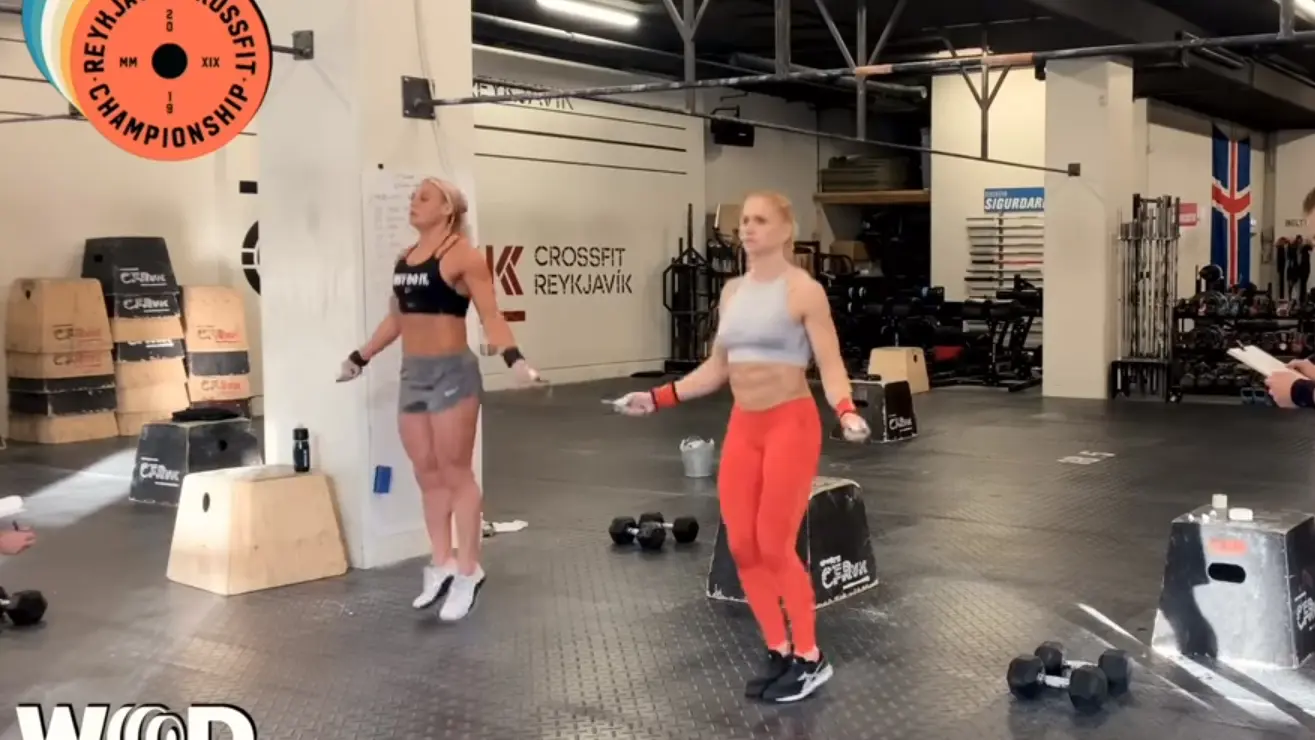 Annie Thorisdottir And Sara Sigmundsdottir