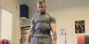 Sexy Crossfit Priest Chris Hemsworth