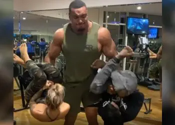 70kg Humanbell Curls