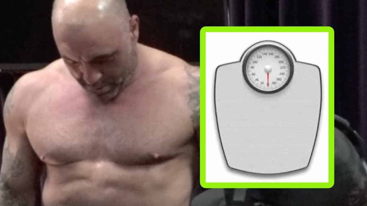 Joe Rogan Has an Out Of Control Bubble Gut After Sober October ...