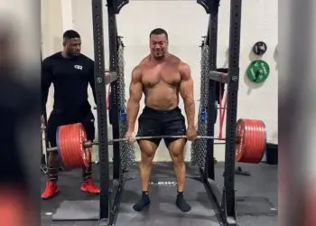 Larry Wheels Deadlift