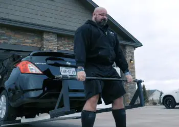 Brian Shaw Car Deadlift