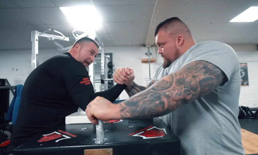 Eddie Hall Arm Wrestle
