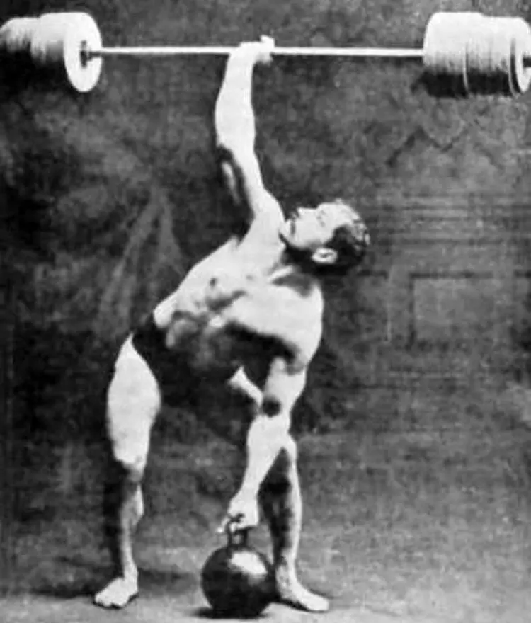 Strongman Arthur Saxon