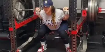 Daniella Melo Squat 415lbs