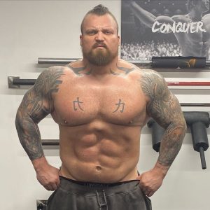 Watch: Eddie Hall Tests Punching Power on Olympic Gymnast – Fitness Volt